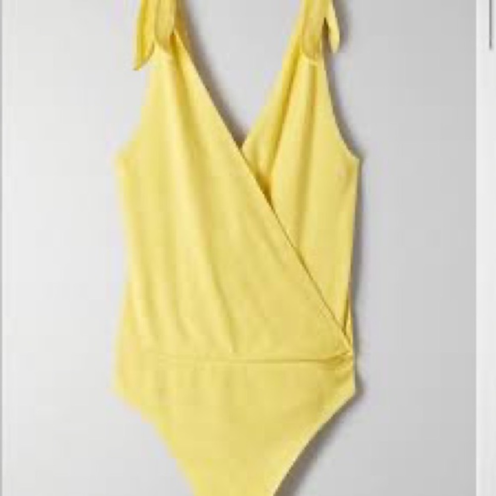 NWT Aritzia Neva bodysuit in royal yellow SMALL